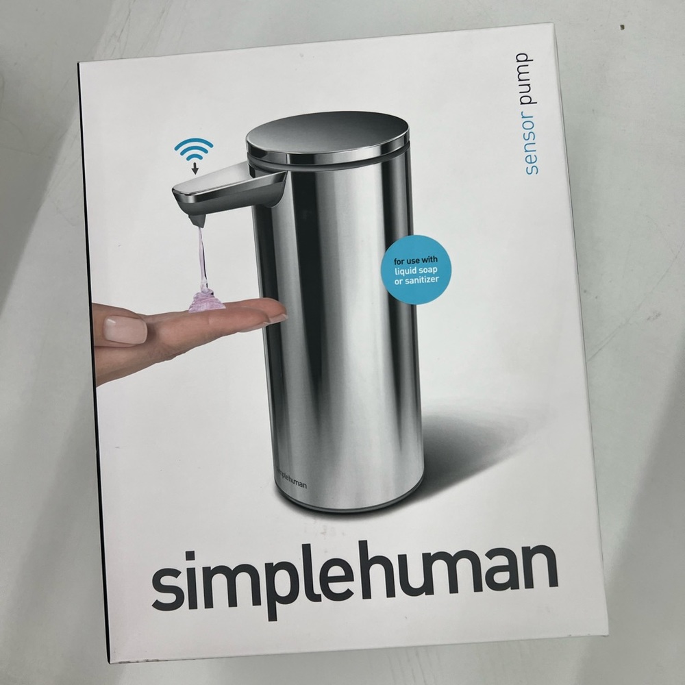 Simple human soap dispenser sensor touchless  9oz brand new